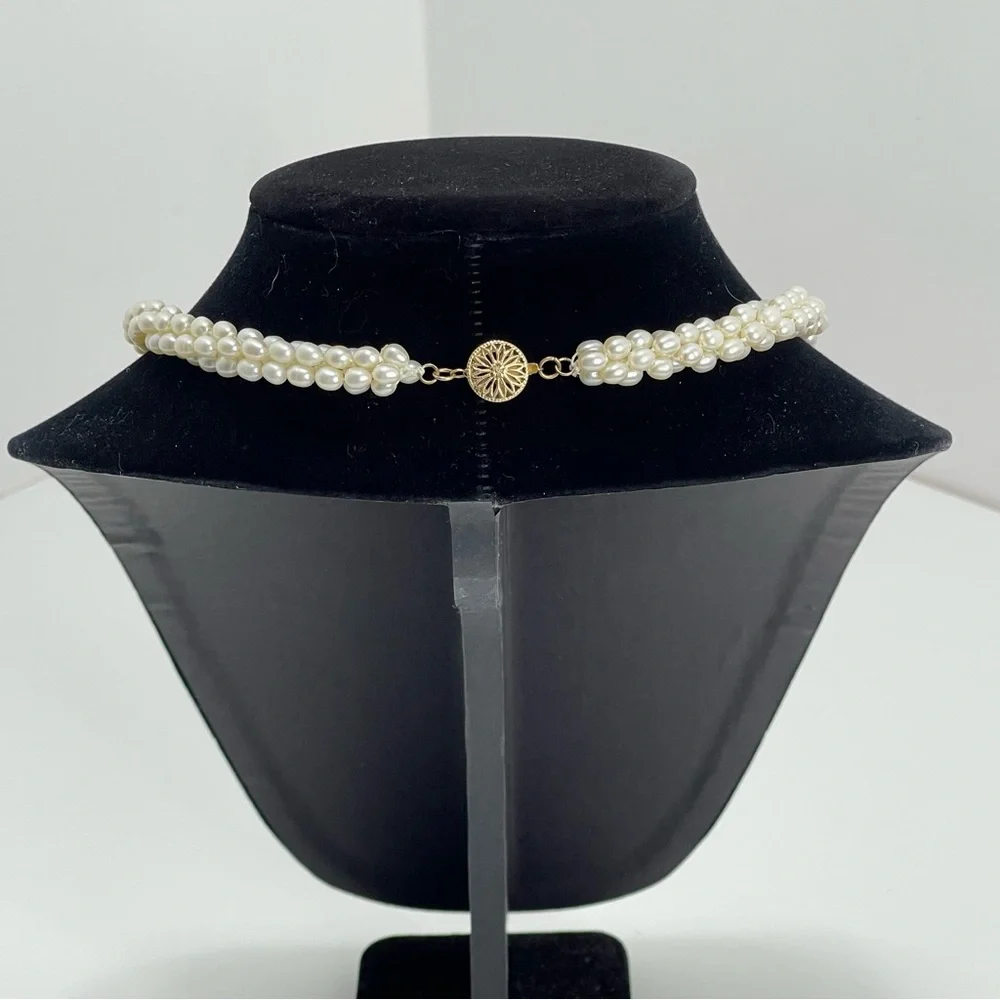Vtg Twisted 18” Pearl style necklace - Picture 4 of 8